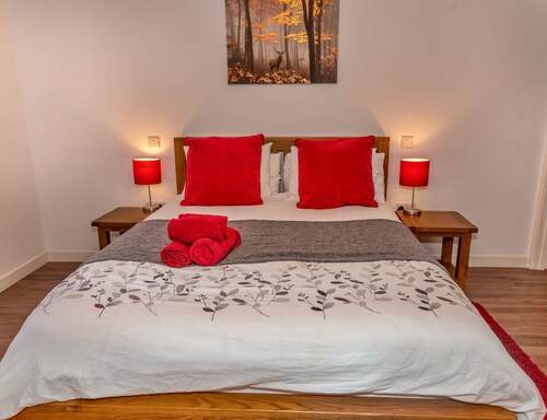 Beech View - Hot tub & pet friendly