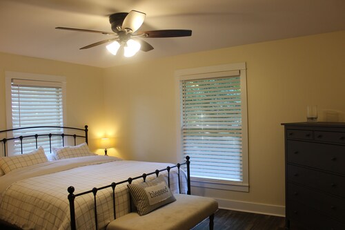 Newly Renovated Duplex near Downtown Indy