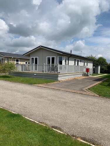 Lodge 39 Luxury 2 Bedroom Lodge in Ely, Cambridge