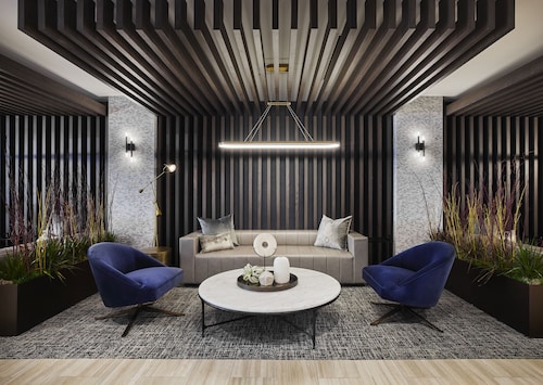 SpringHill Suites by Marriott Chicago Chinatown
