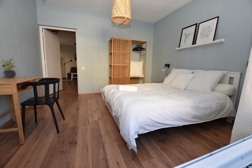 Appartement au calme avec terrasse ensoleillée au coeur de Malo