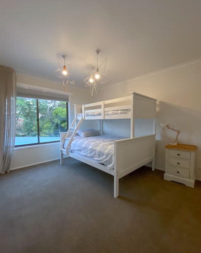 Spacious 5 bedroom, family-friendly property - enjoy the beauty of Barwon Heads.