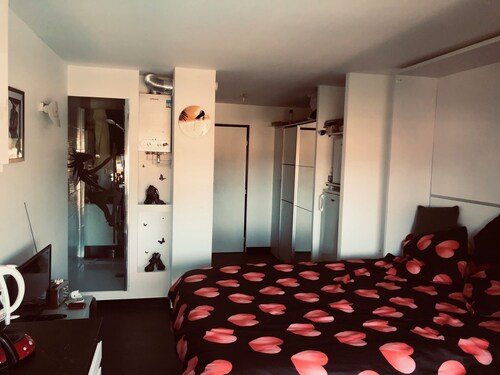 Appartement Lumineux Rénové de 23m2 Camp Naturiste