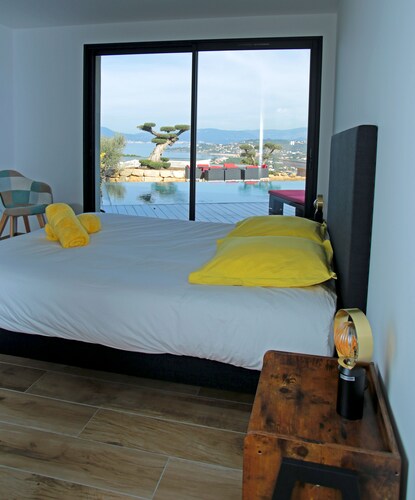 MAISON LUXE CORSE PORTICCIO VUE MER