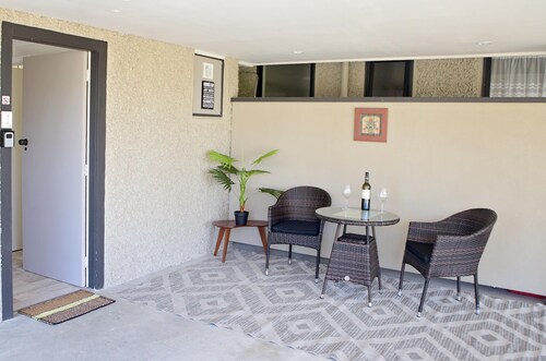 Tiny Apple Studio H.B.Rural Havelock North