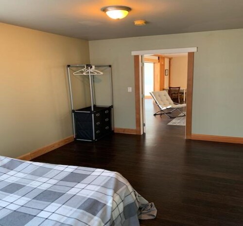 Floating Dock-side Apartment with great views!