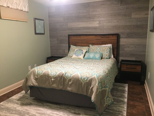Rise and Shine - Entire 1 Bedroom Apartment
