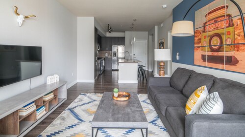 WanderJaunt - Tempe Town Lake Apartments