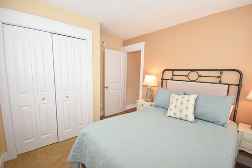 Adorable Home, Farmhouse Style Home in Empire. Just 1 mile to Lake Michigan