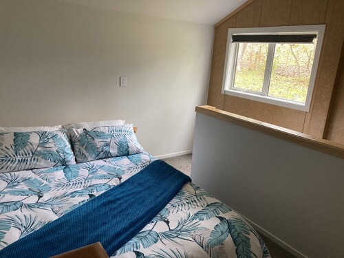 2 bedroom barn style apartment in a tranquil rural setting 8 minutes to beach