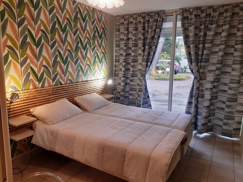 Vagues ET Pins: Apt 73m2 Résidence Calme, Piscine, Jardin Privé, 1mn mer à Pied