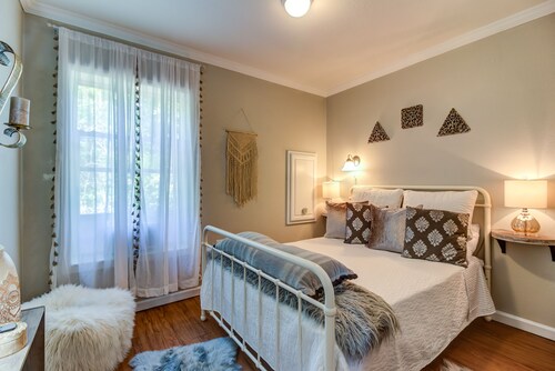 Serene Cottage