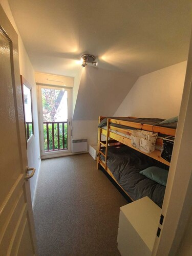Cottage Indépendant Avec Terrasse Pour Profiter des Vacances en Famille