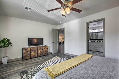Sunny House w/ Patio, 4 Mi to Spring Training!