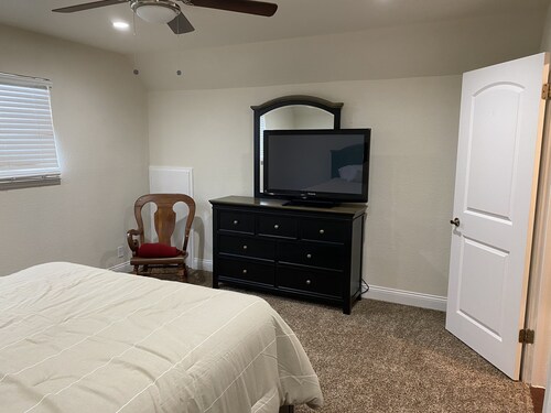 Entire House, Near Sea World, Six Flags, Lackland AFB,