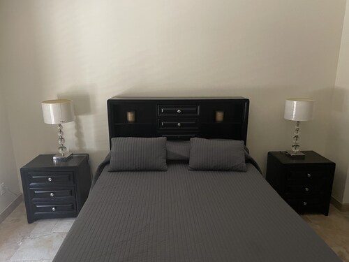 CAVALLO VINEYARD AND OLIVES ESTATE VILLA-FARM-RUSTIC-BARN.