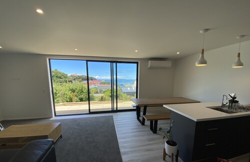 Argyle Apartments with great sea views