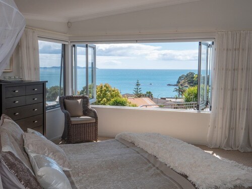 Executive Accommodation with World Class Views