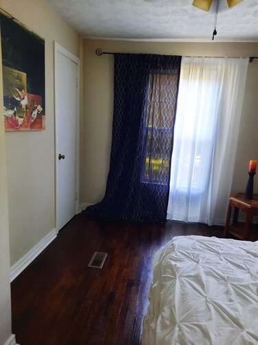 Cozy Cottage like a Spa in Downtown Fuquay-Varina