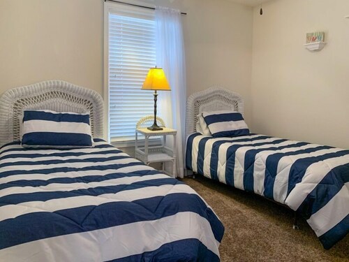 Lighthouse Landing 5-403 - Waterfront Condo with Screened Deck!