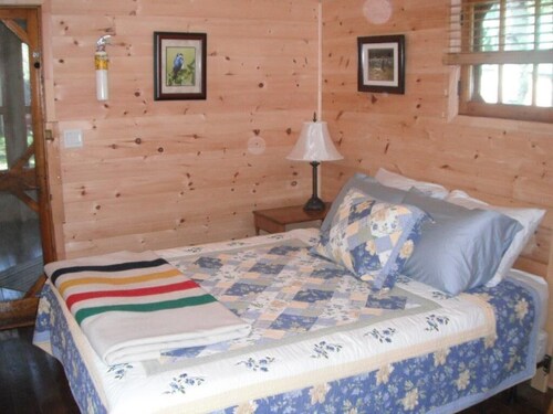 Gourmet Salmon Club Cabin 4