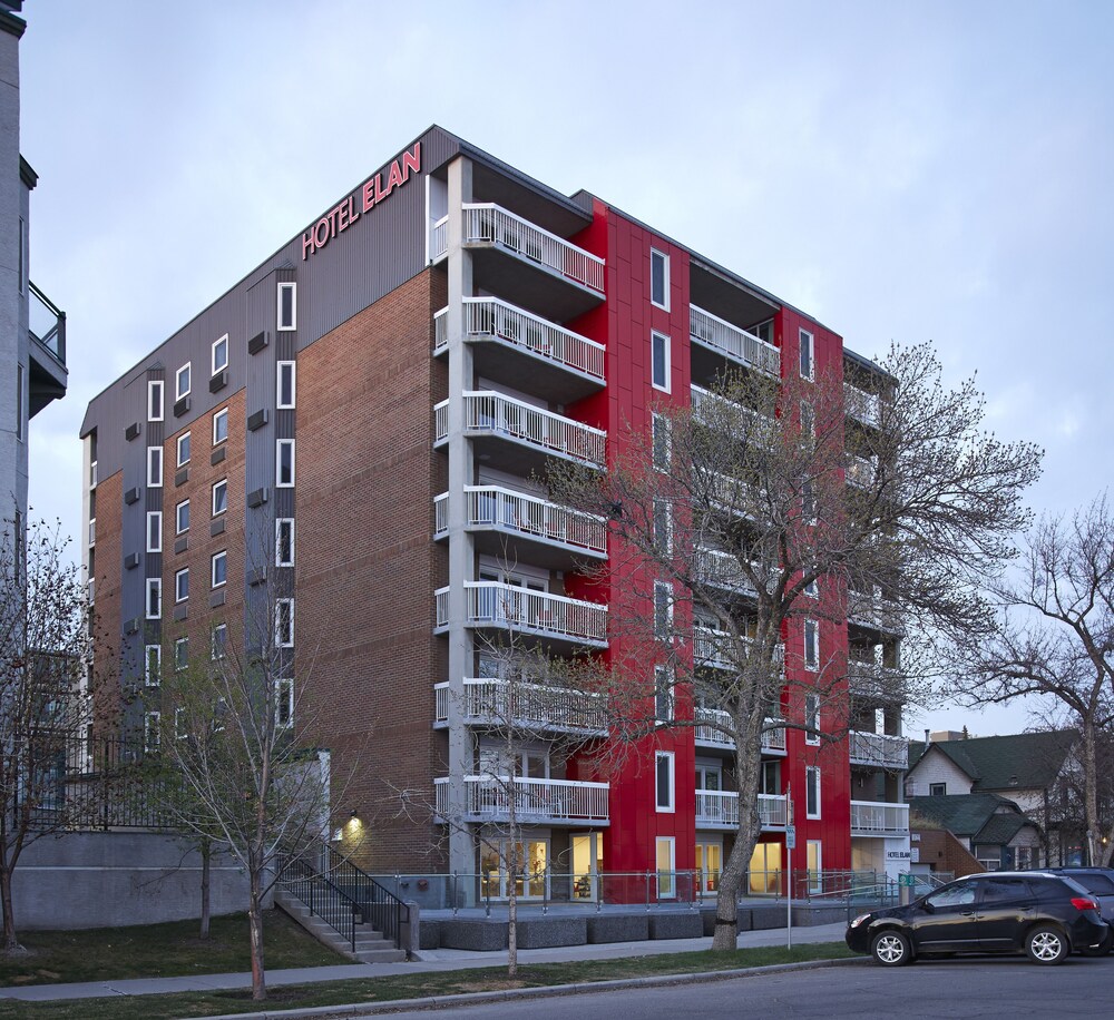 Hotel Front - Evening/Night