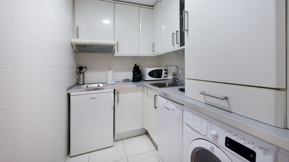 Cocina en la habitación: Apartamento Deluxe (Exterior)