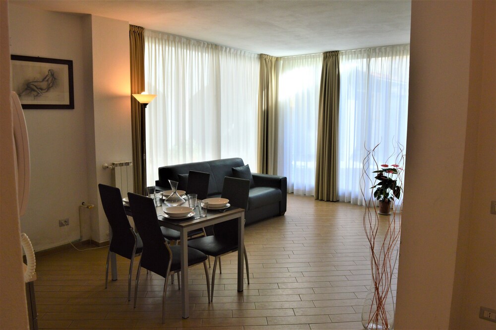 Superior Apartment, 2 Bedrooms - Guestroom