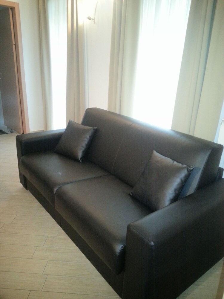 Apartment, 2 Bedrooms - Living Area