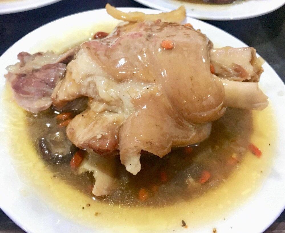 Thức ăn và đồ uống