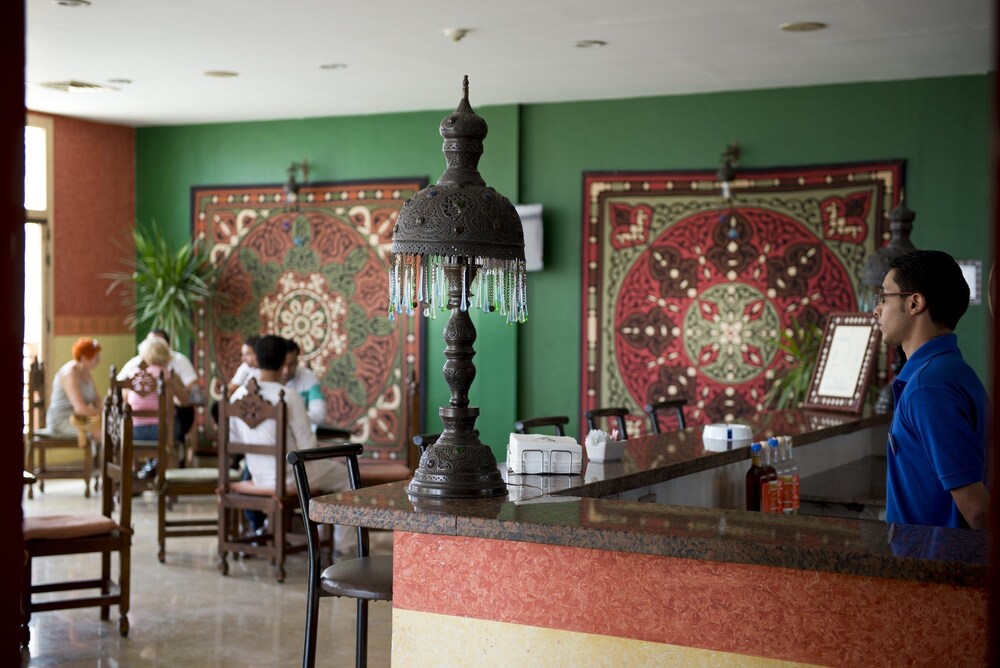 Hotel Bar