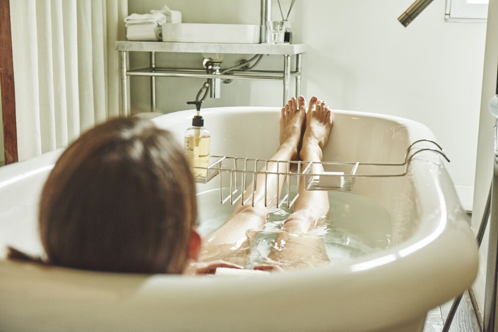 Deep Soaking Bathtub