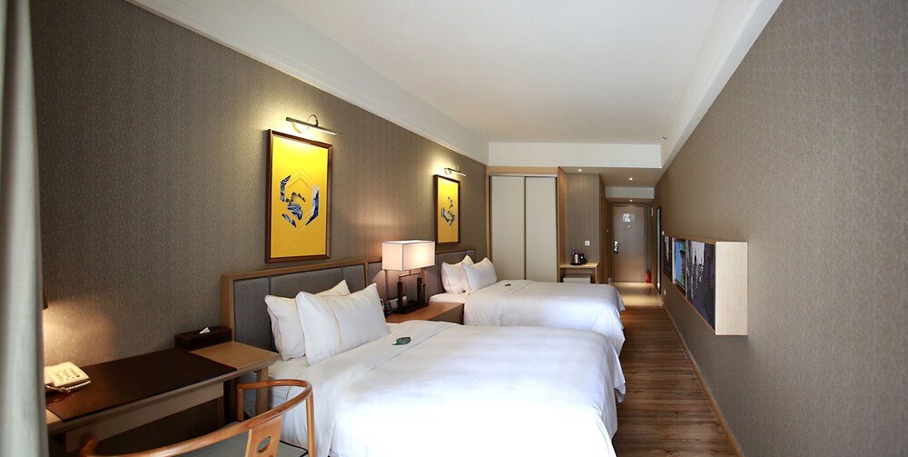 Lingnan customs twin bed - Guestroom