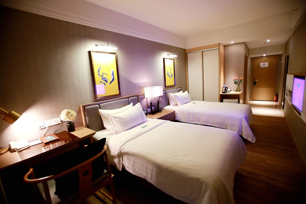 Lingnan customs twin bed - Guestroom
