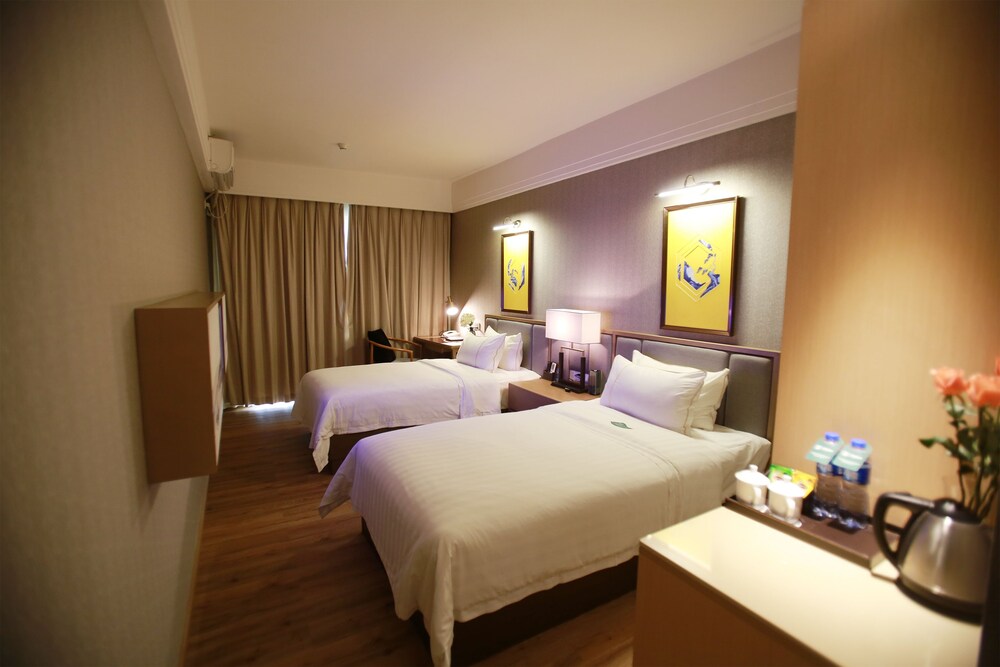 Lingnan customs twin bed - Guestroom