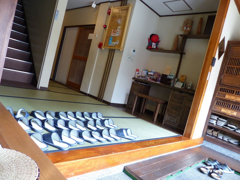 内部エントランス