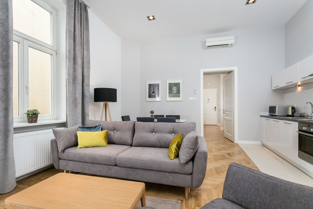 Family Suite - Guestroom