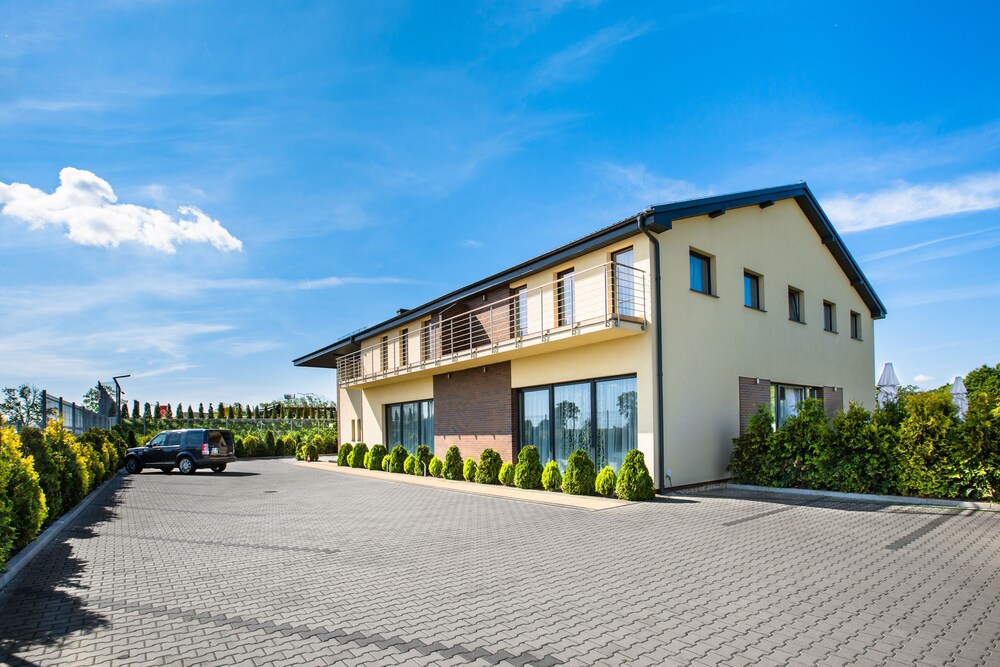 Courtyard View