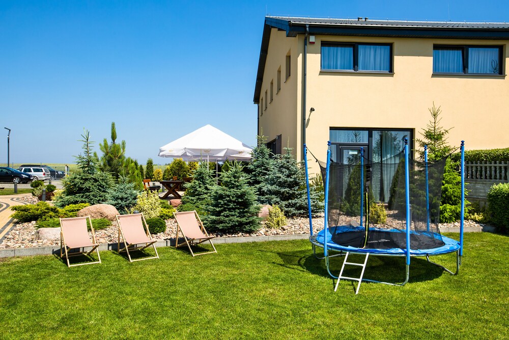Childrens Play Area - Outdoor