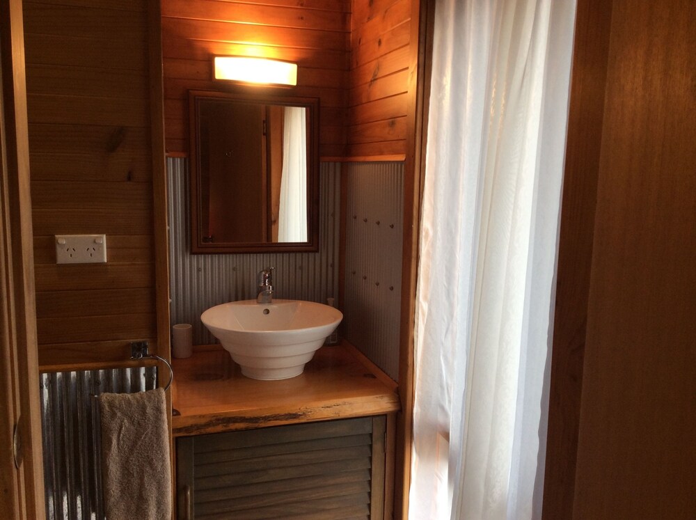 Signature House, 4 Bedrooms, Fireplace, Mountain View - Bathroom