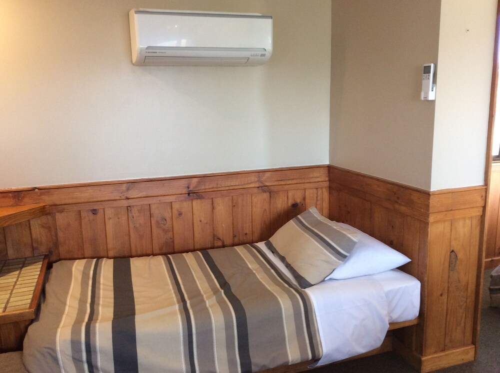 Panoramic Cabin, Mountain View - Guestroom