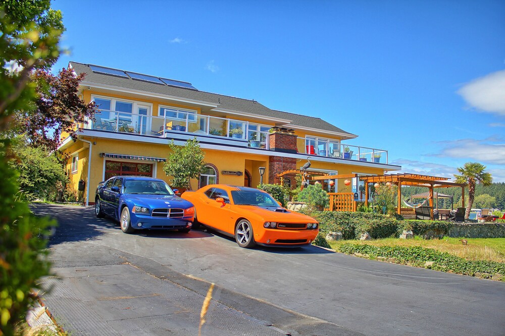 Hotel Front