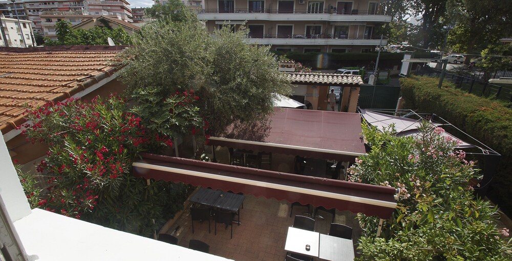 Guestroom View