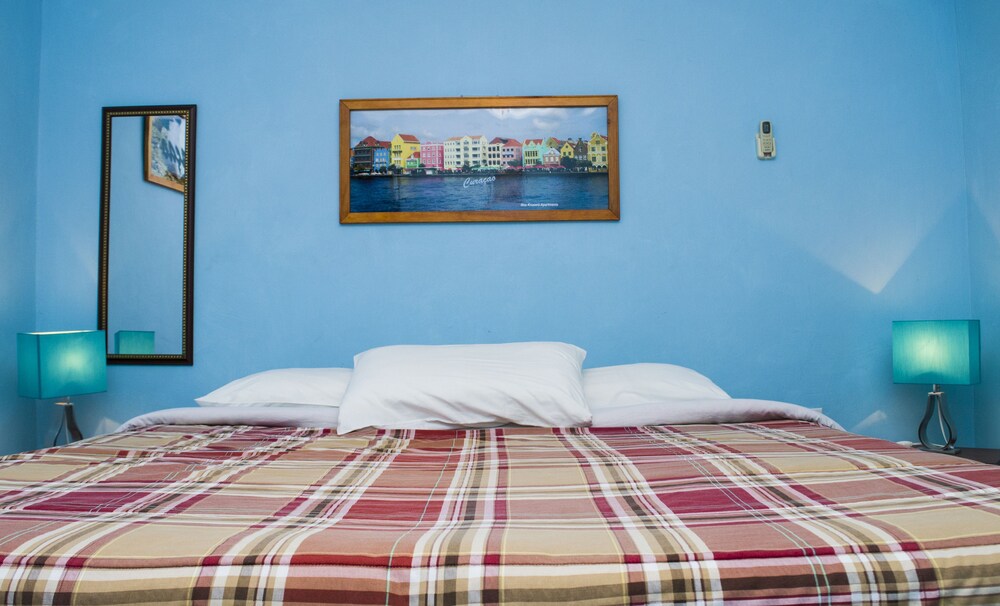 Condo, 1 Bedroom, Accessible - Featured Image