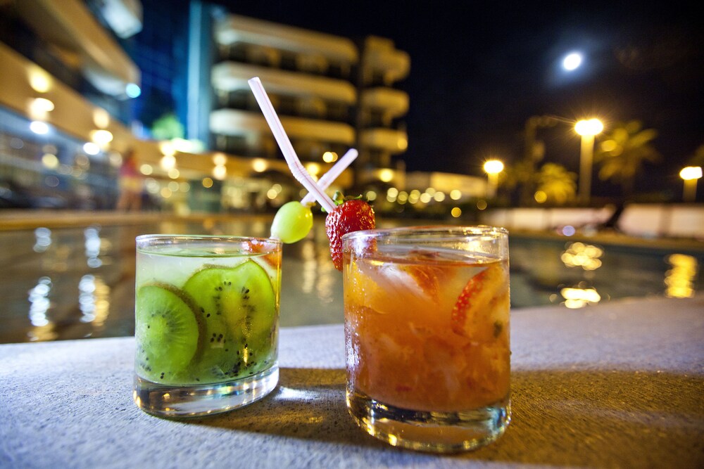 Poolside Bar