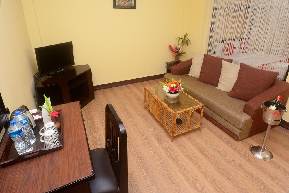 Suite - Guestroom