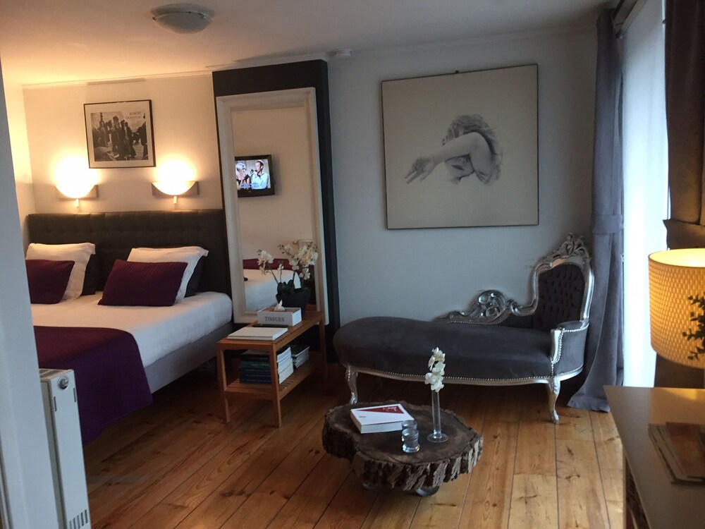 Guestroom