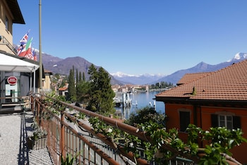 Lake Como Hostel