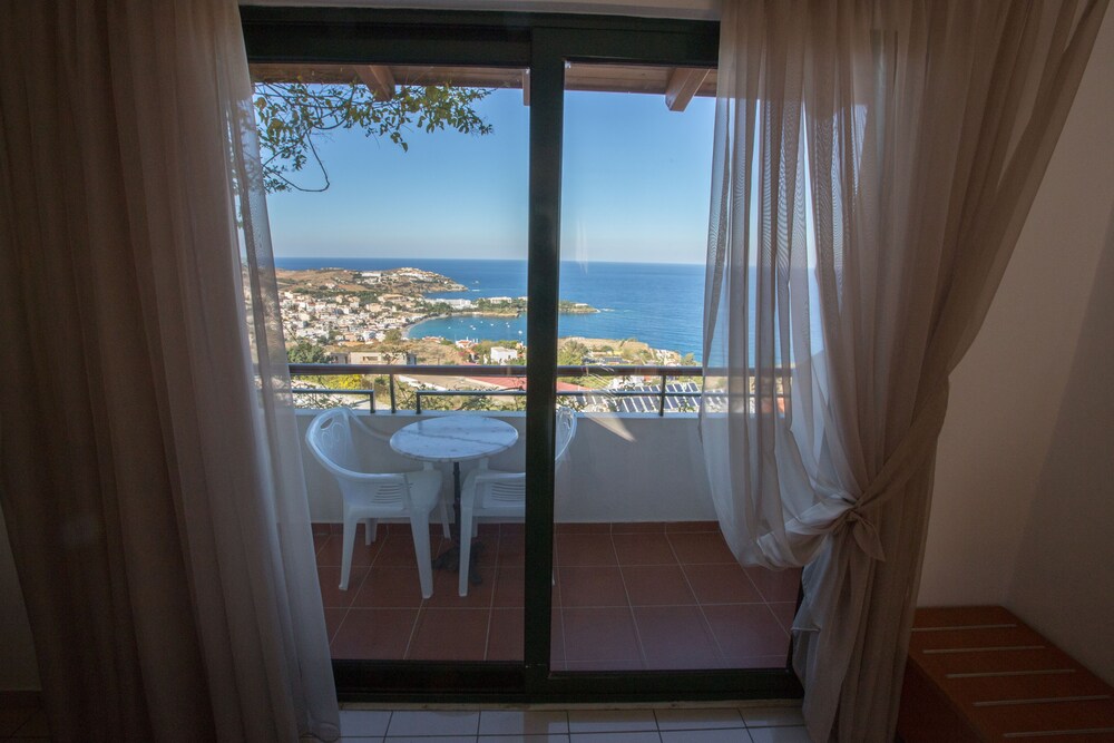 Economy Double Room, Sea View - Balcony