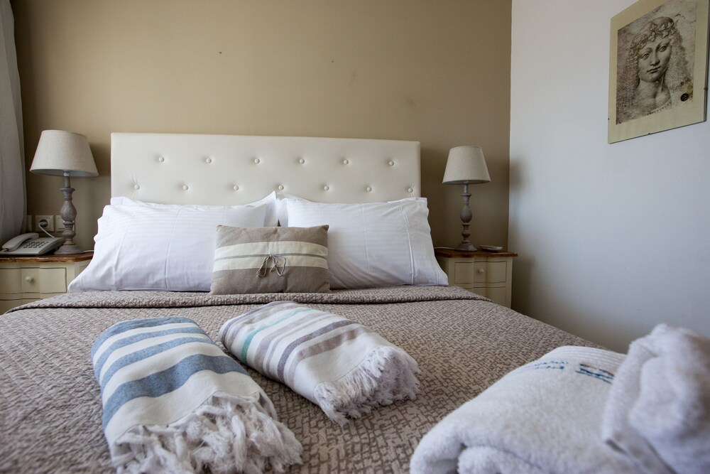 Deluxe Suite, Sea View (Panoramic) - Guestroom